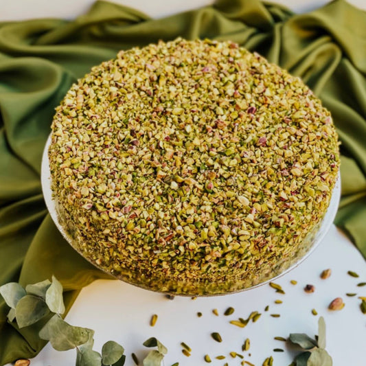 Pistachio With Nuts Cake