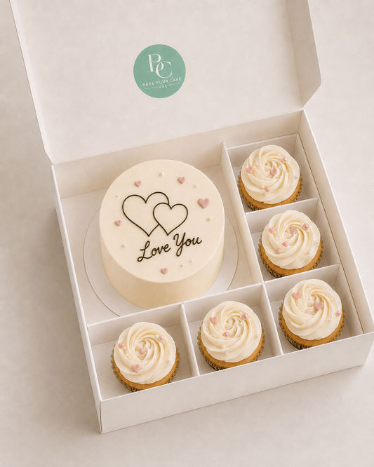 Mini Cake with 5 Cupcakes