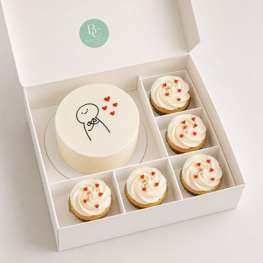 Mini Cake with 5 Cupcakes