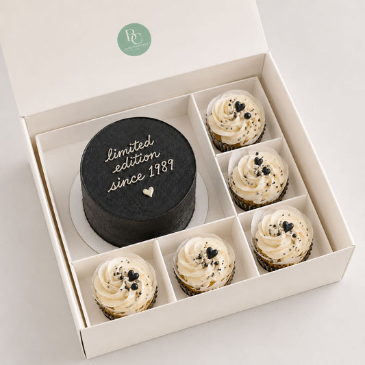 Mini Cake with 5 Cupcakes